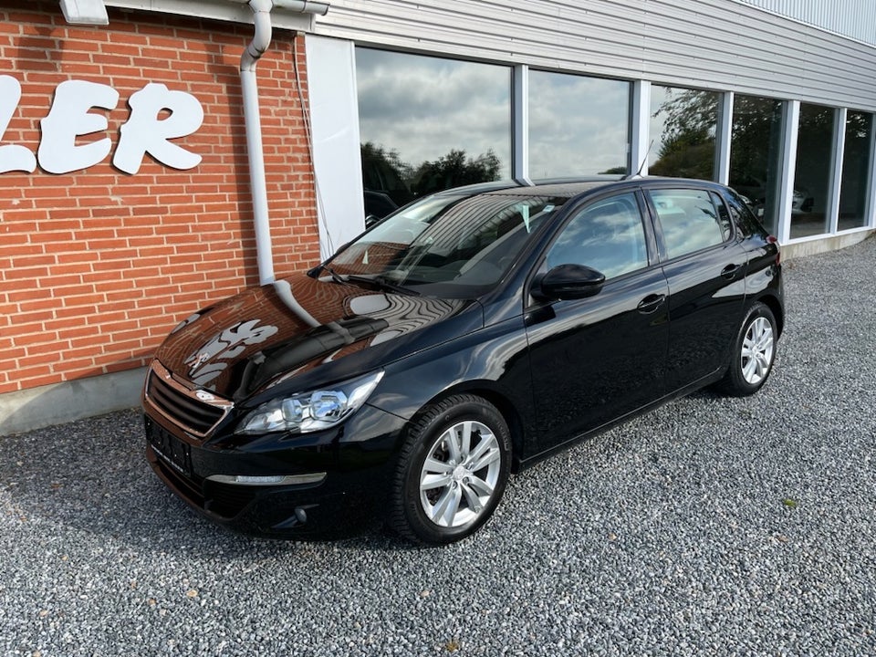 Peugeot 308 1,6 BlueHDi 120 Style 5d