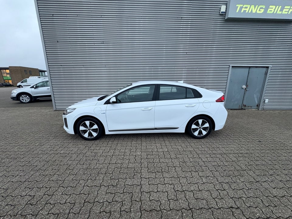 Hyundai Ioniq 1,6 PHEV Trend DCT 5d