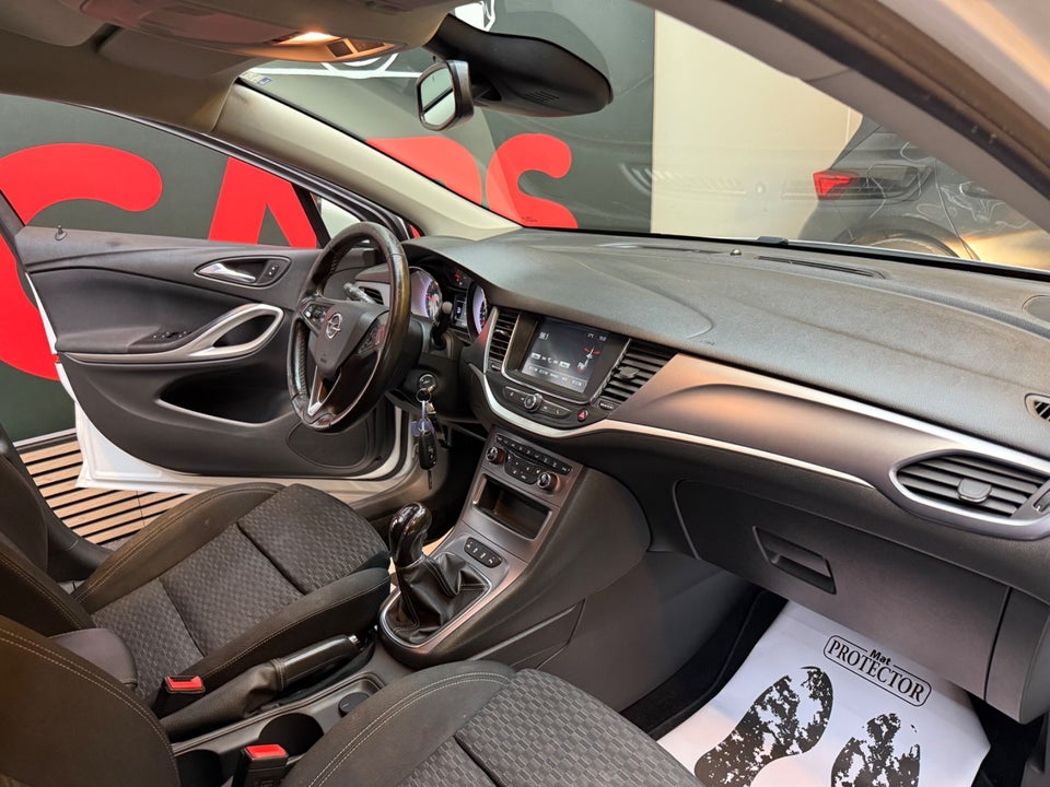 Opel Astra 1,4 T 150 Impress 5d