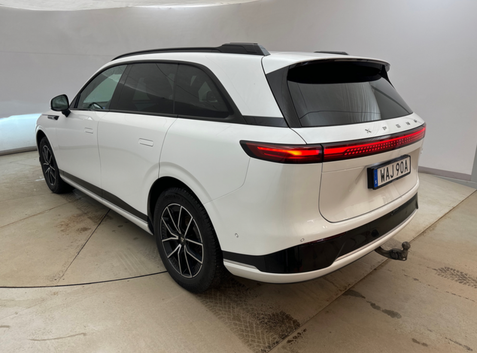 Xpeng G9 Long Range 5d