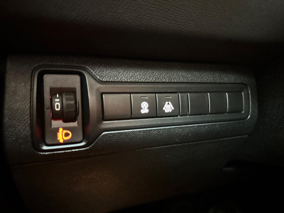 Peugeot 308 1,5 BlueHDi 130 Active 5d