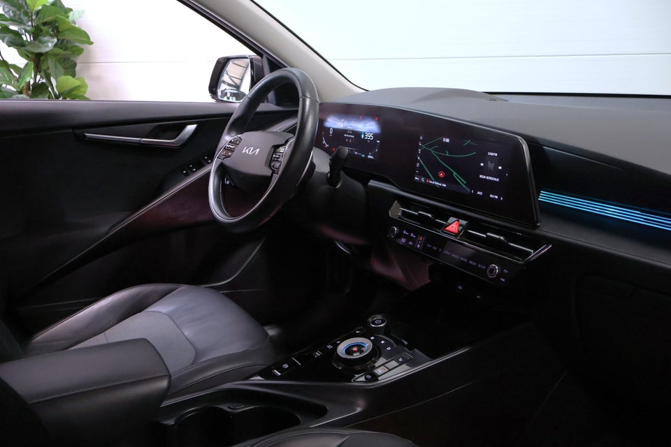 Kia Niro 64 EV Upgrade 5d