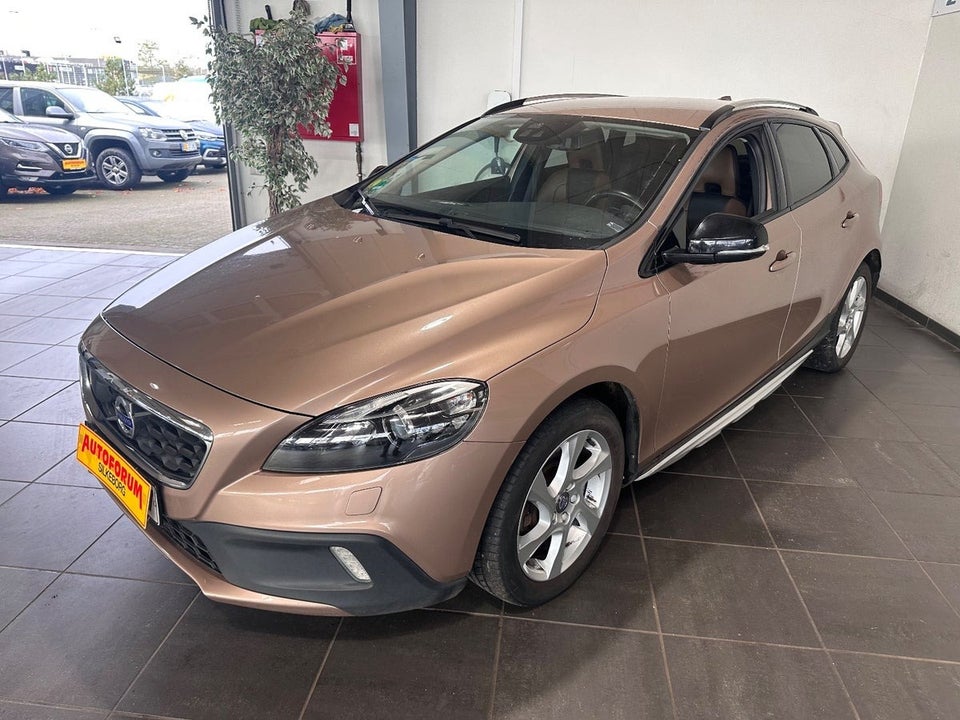 Volvo V40 2,0 D3 150 Momentum aut. Van 5d