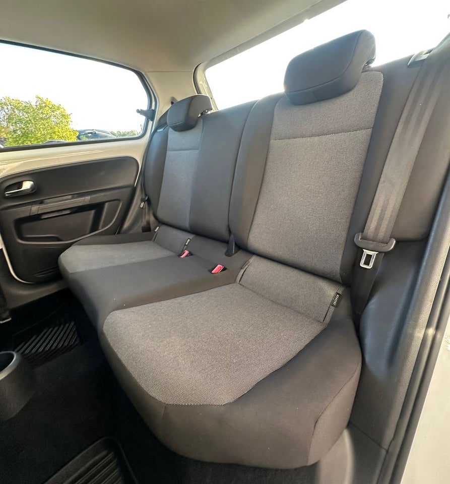 VW Up! 1,0 75 High Up! ASG 5d