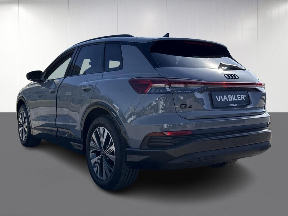 Audi Q4 e-tron 45 Progress quattro 5d