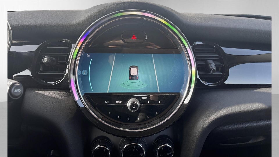 MINI Cooper SE Essential 3d