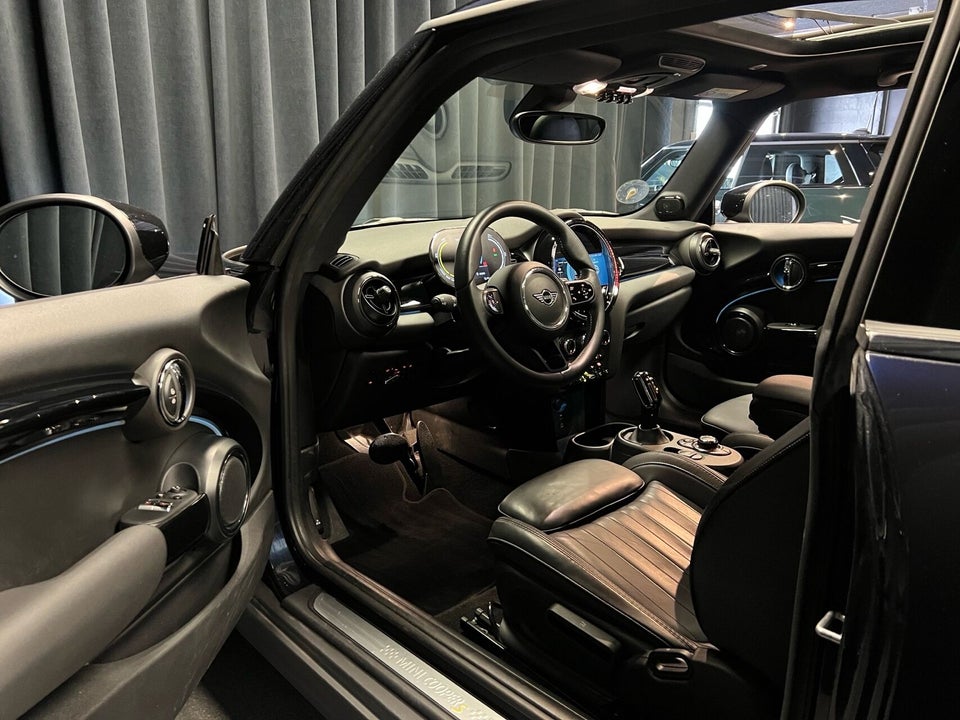 MINI Cooper SE Yours Trim 3d