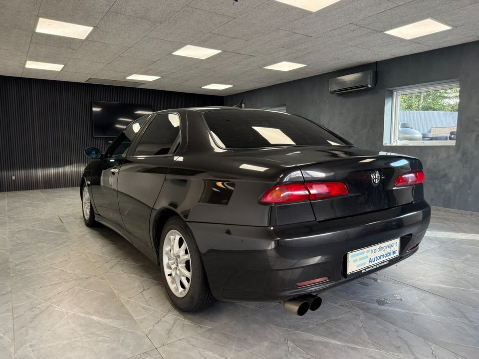 Alfa Romeo 156 2,0 JTS Berlina 4d