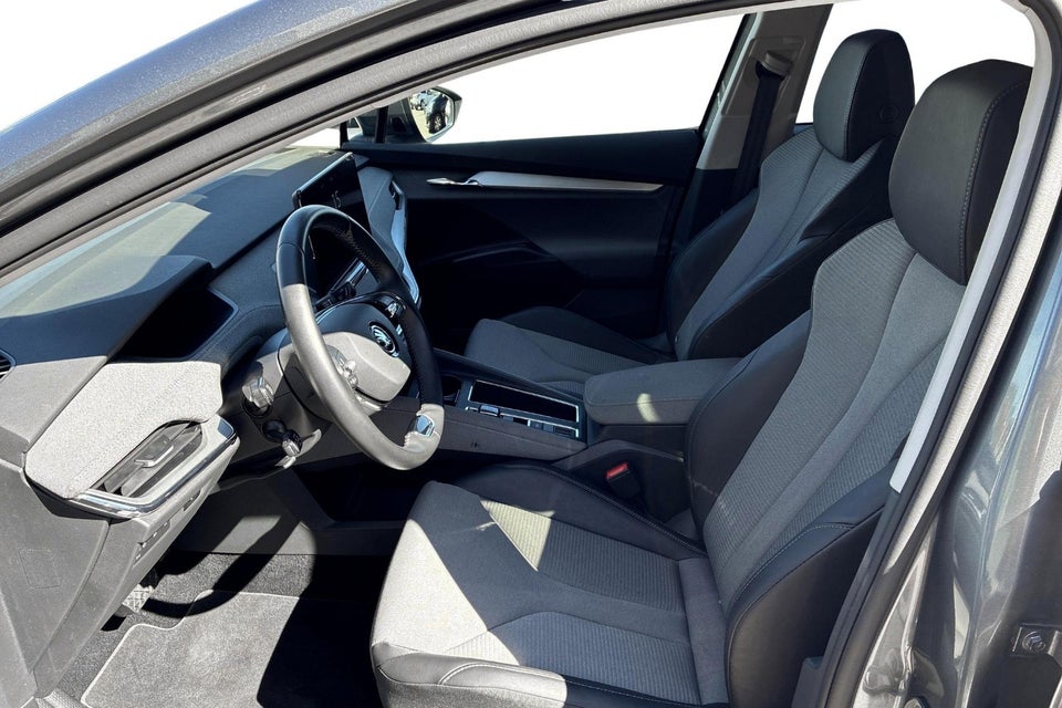 Skoda Enyaq 60 iV Loft 5d