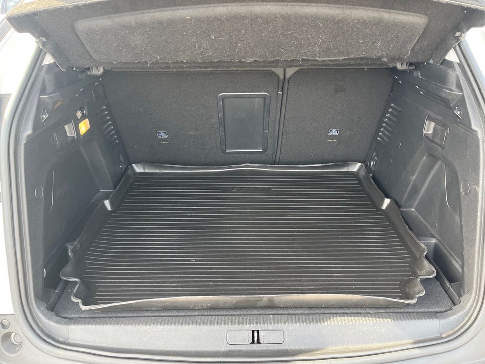 Peugeot 3008 1,2 PureTech 130 Allure Limited 5d