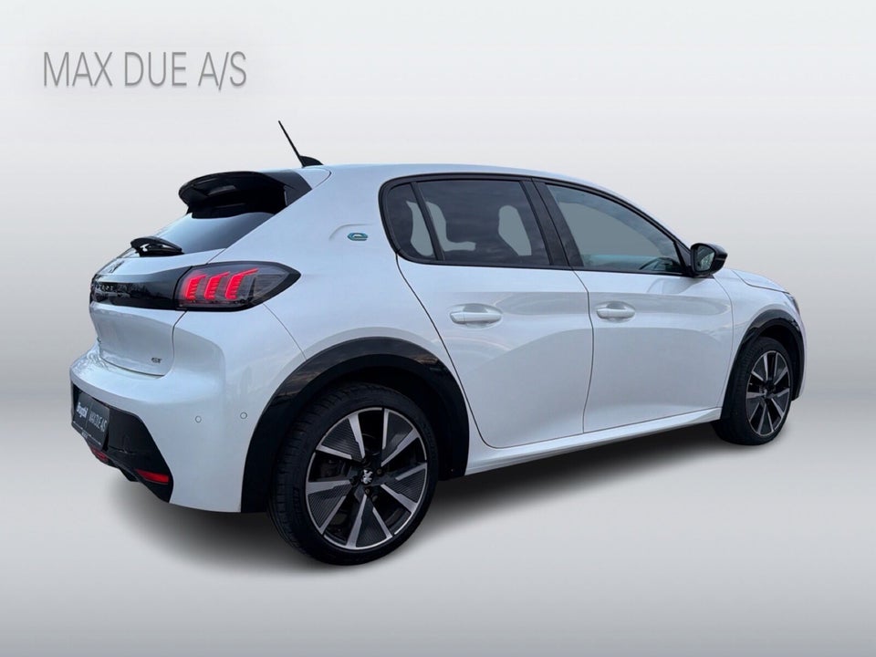 Peugeot e-208 50 GT 5d
