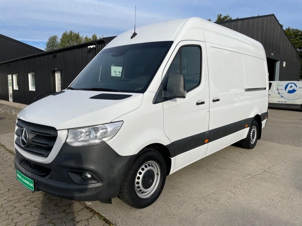 Mercedes Sprinter 319 3,0 CDi A2 Kassevogn aut. RWD