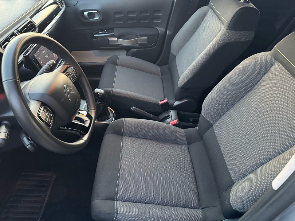 Citroën C3 1,2 PureTech 83 Shine 5d