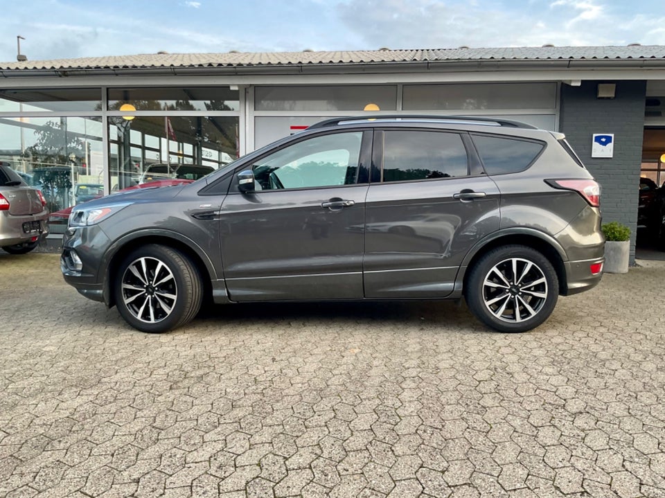 Ford Kuga 1,5 SCTi 150 ST-Line 5d