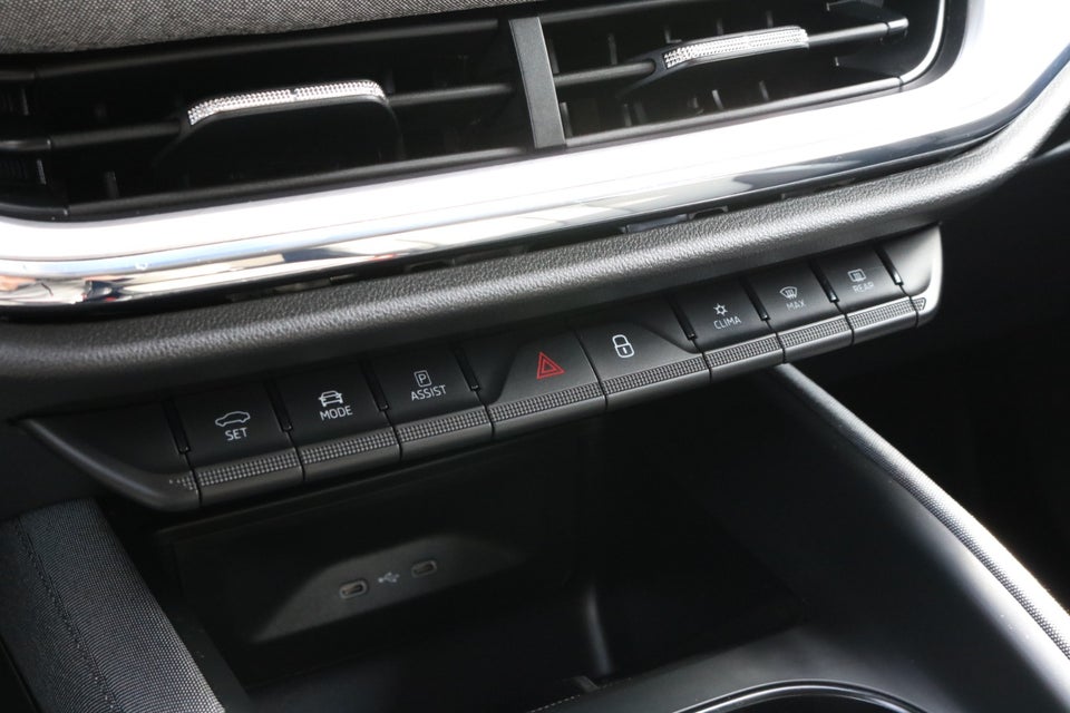 Skoda Enyaq 80 iV Loft 5d