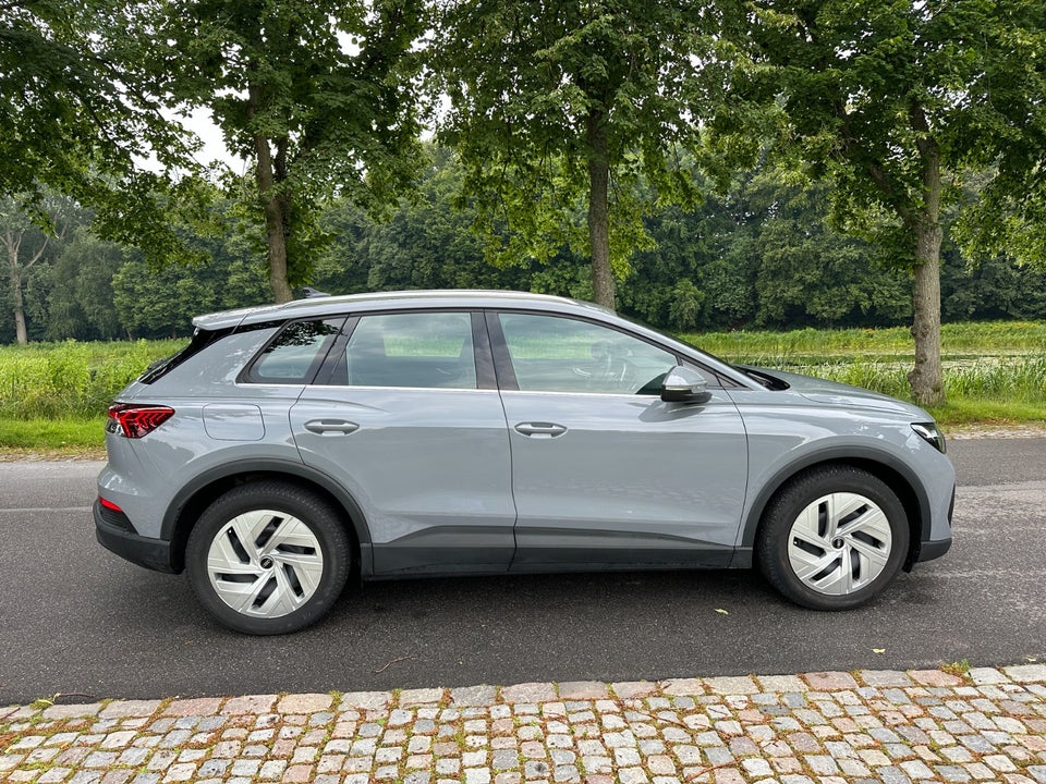 Audi Q4 e-tron 35  5d