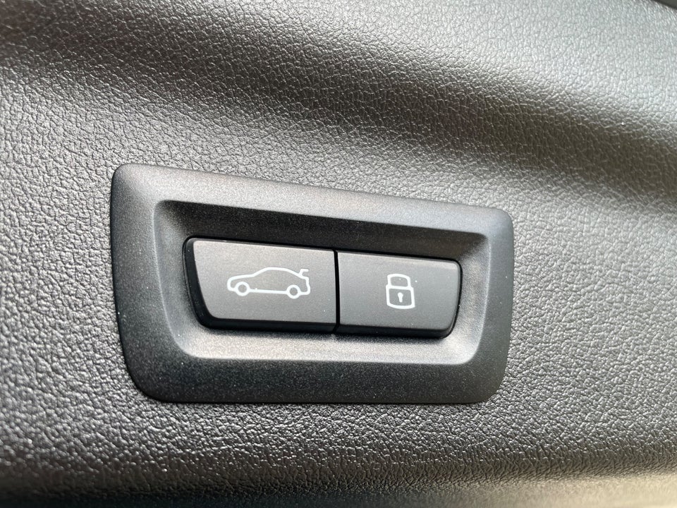 BMW iX1 eDrive20 M-Sport 5d