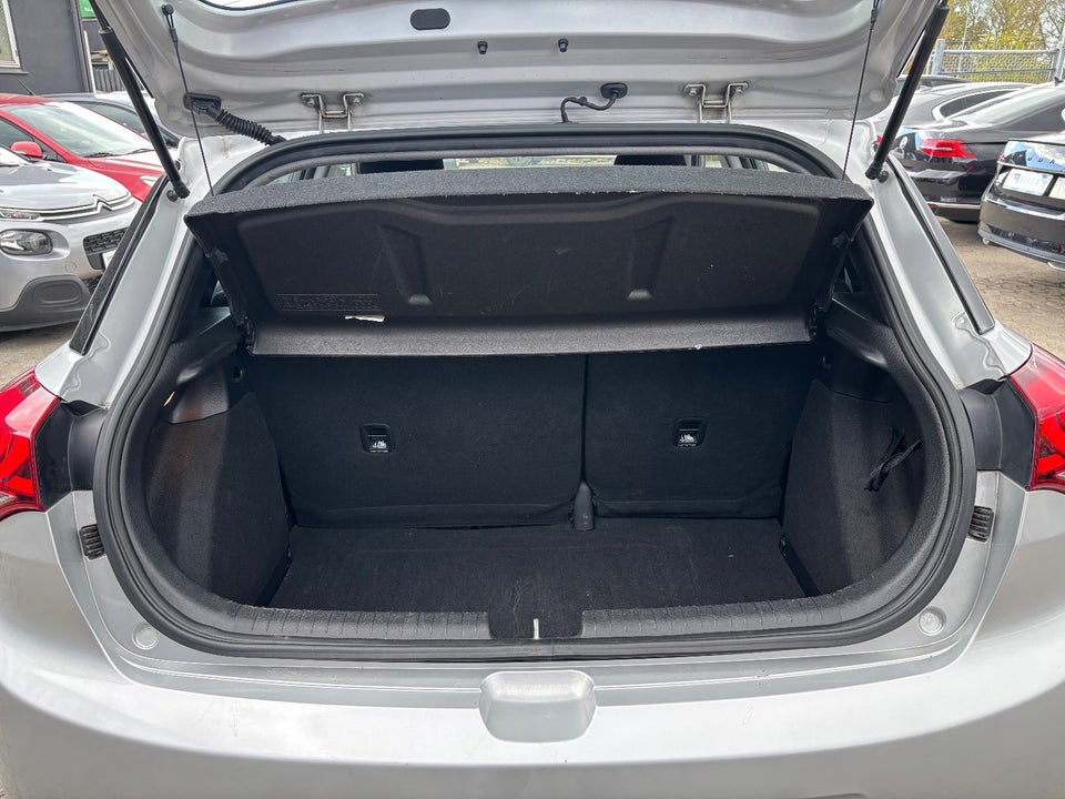 Hyundai i20 1,25 Vision 5d