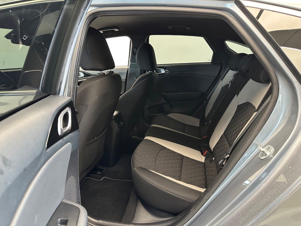 Kia ProCeed 1,6 CRDi 136 GT-Line DCT 5d