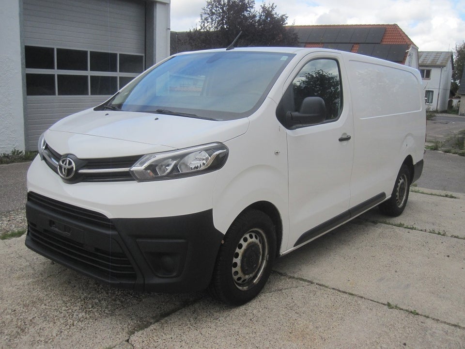 Toyota ProAce 2,0 D 120 Long Comfort 5d