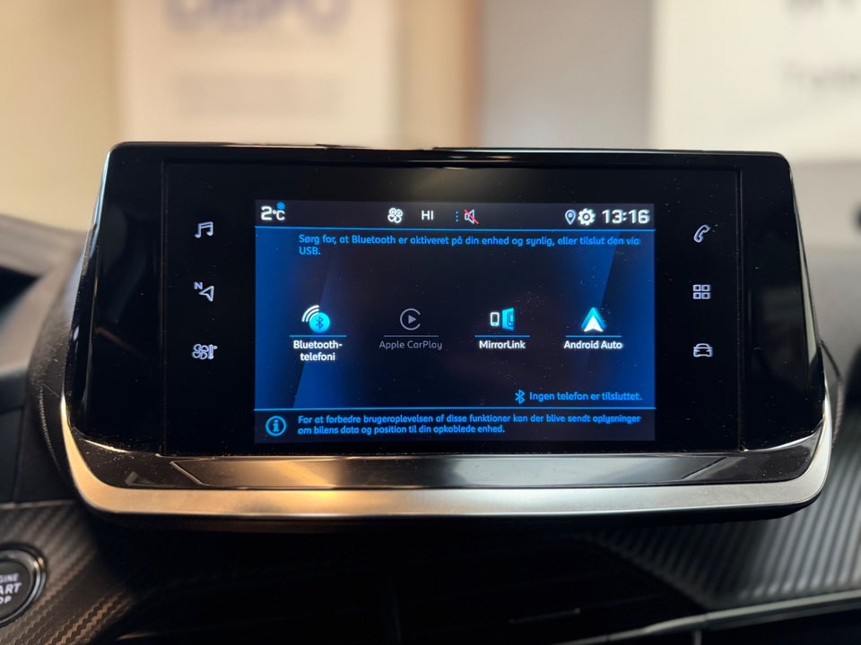 Peugeot 208 1,5 BlueHDi 100 Allure Sky 5d