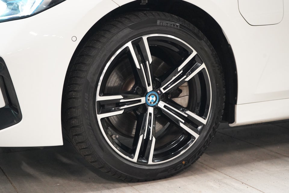 BMW 330e 2,0 Touring M-Sport aut. 5d