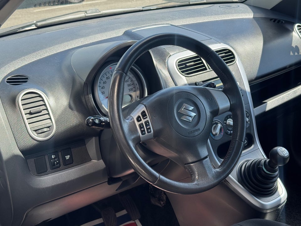 Suzuki Splash 1,0 GL 5d