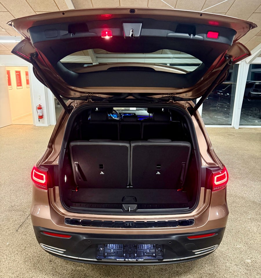 Mercedes EQB300 4Matic 7prs 5d