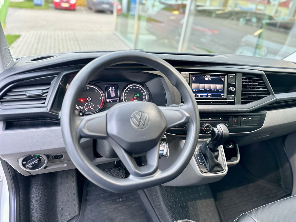 VW Transporter 2,0 TDi 150 Kassevogn DSG lang
