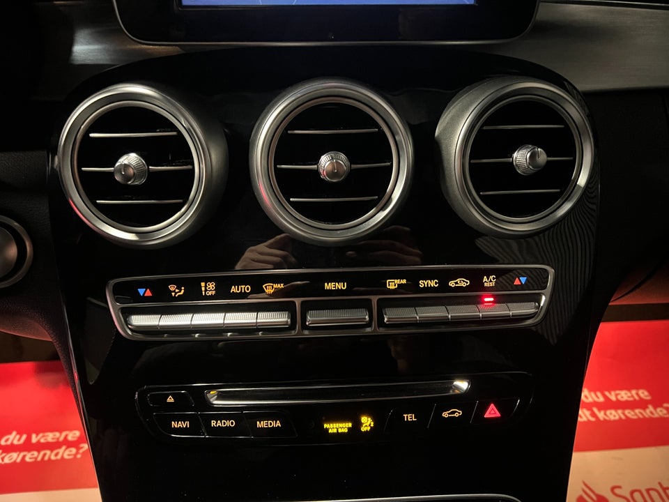 Mercedes C200 2,0 AMG Line stc. aut. 5d