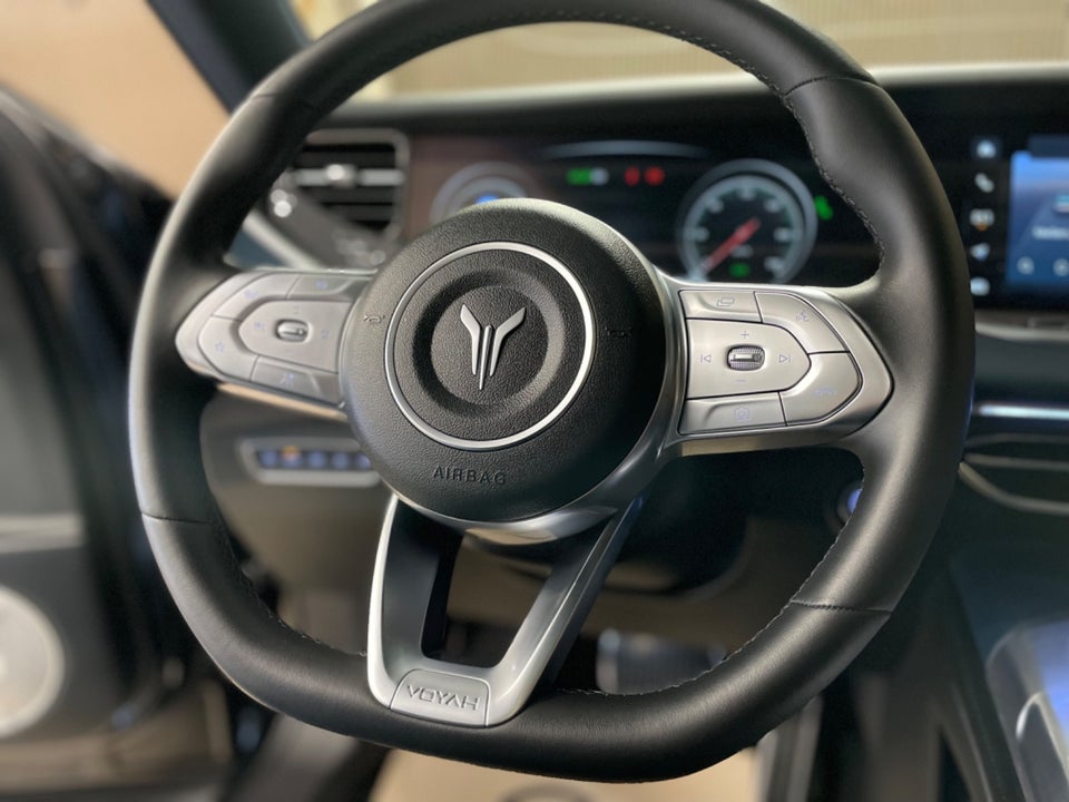 Voyah Free Platinum 5d