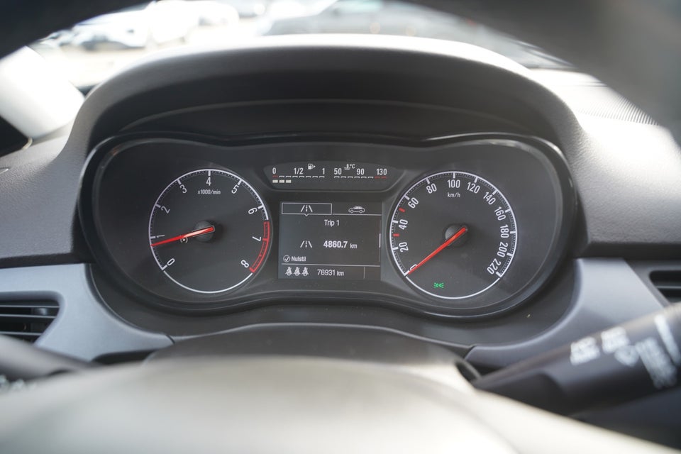 Opel Corsa 1,4 16V Enjoy 5d