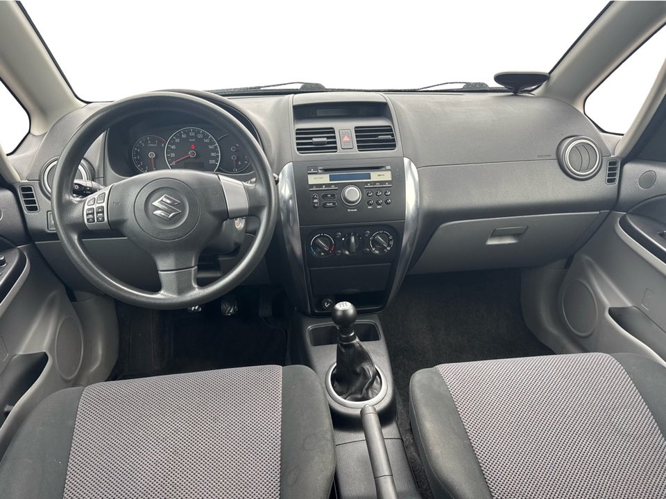 Suzuki SX4 1,6 GL 5d