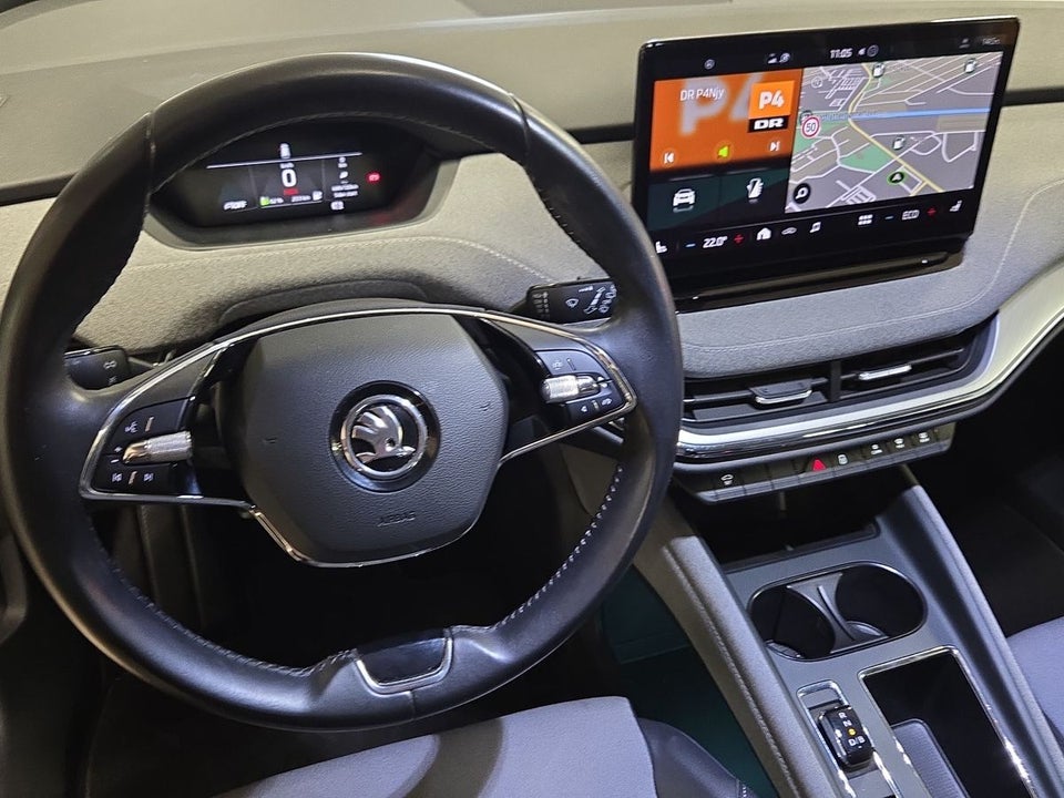 Skoda Enyaq 60 iV Plus 5d