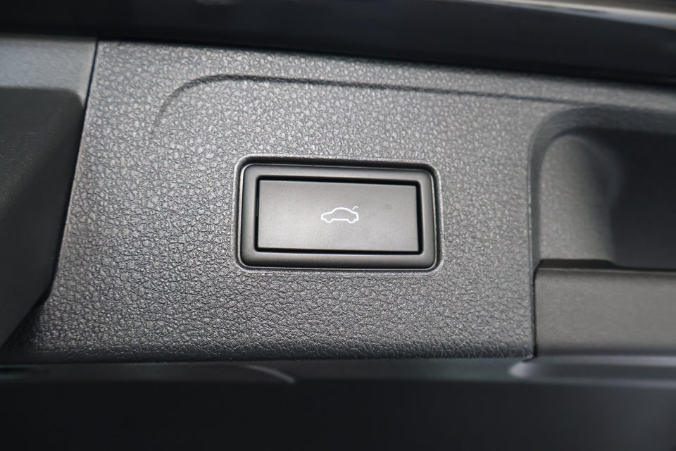 VW Passat 1,5 TSi 150 Elegance Variant DSG 5d