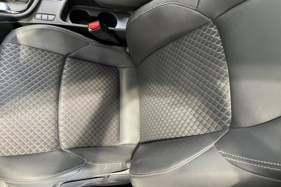 Toyota Yaris 1,5 Hybrid H3 e-CVT 5d