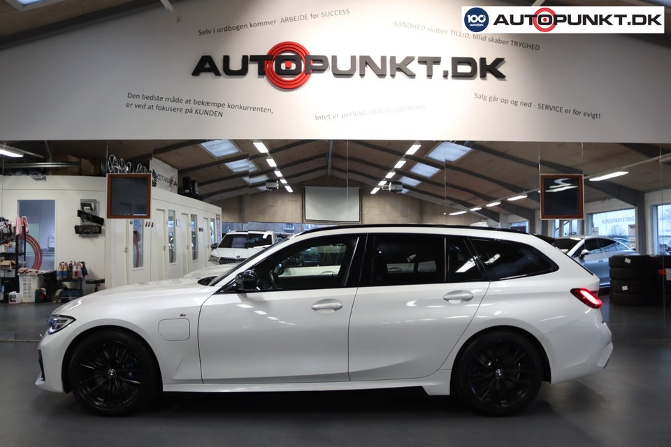 BMW 330e 2,0 Touring M-Sport aut. 5d