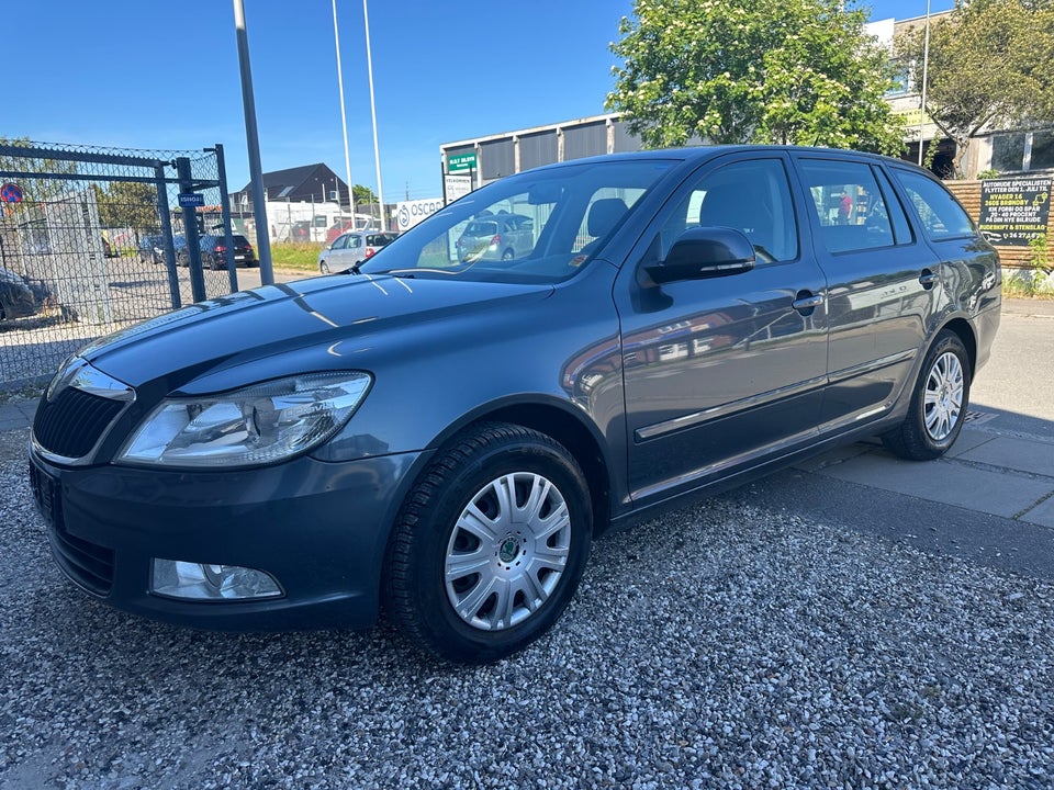 Skoda Octavia 1,2 TSi 105 Ambiente Combi 5d