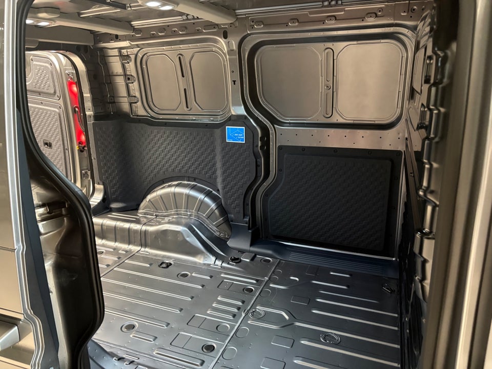 Kia PV5 71 Long Range Work Pro