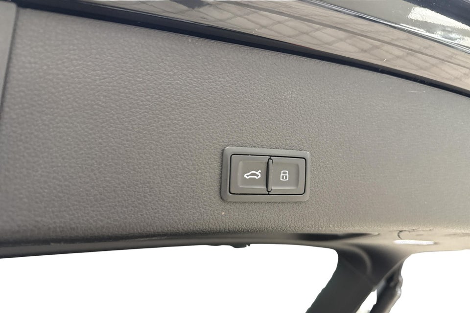 Audi e-tron 55 Advanced quattro 5d