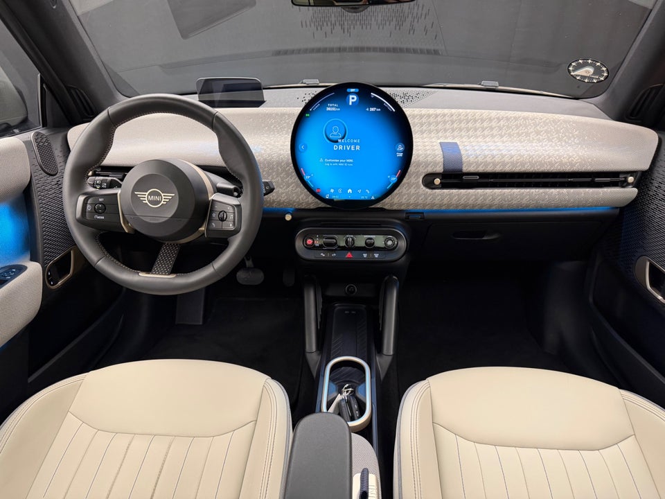 MINI Cooper SE Favoured Trim M 3d