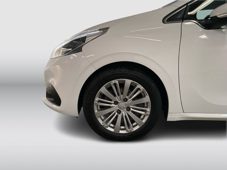 Peugeot 208 1,5 BlueHDi 100 Envy 5d