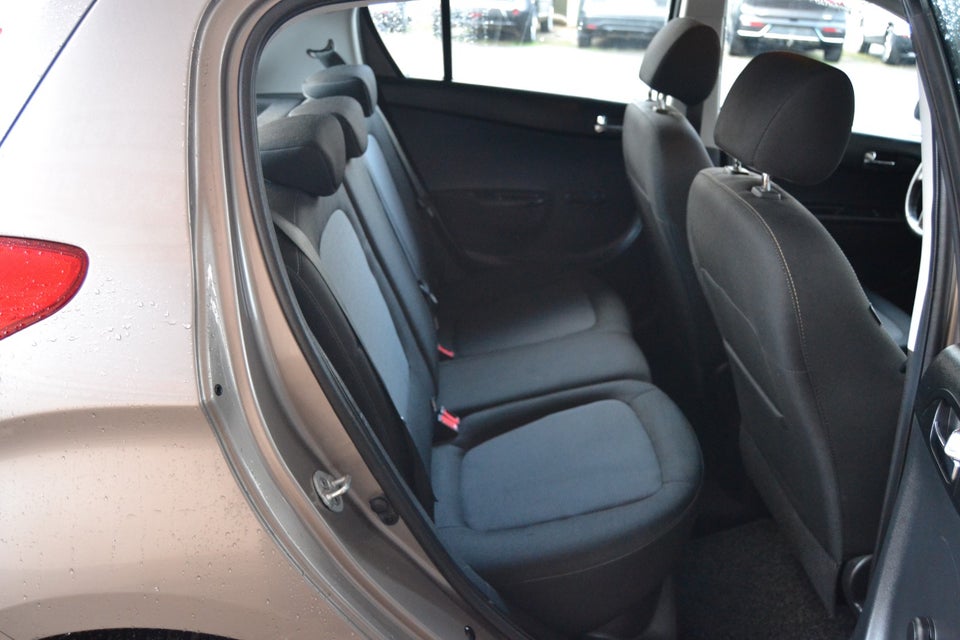 Hyundai i20 1,25 Classic XTR 5d