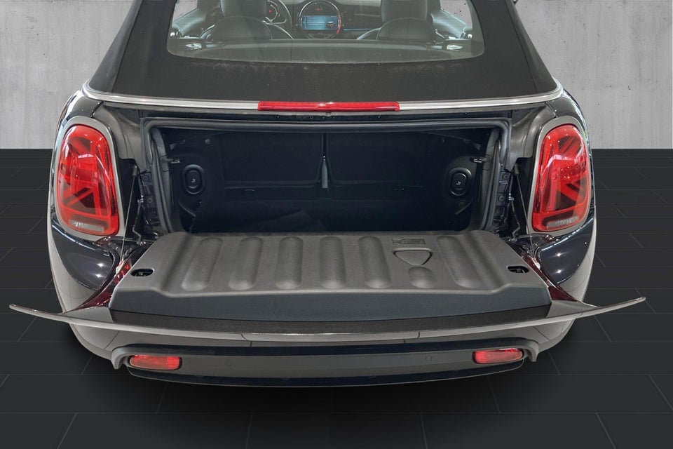 MINI Cooper SE Cabriolet 2d