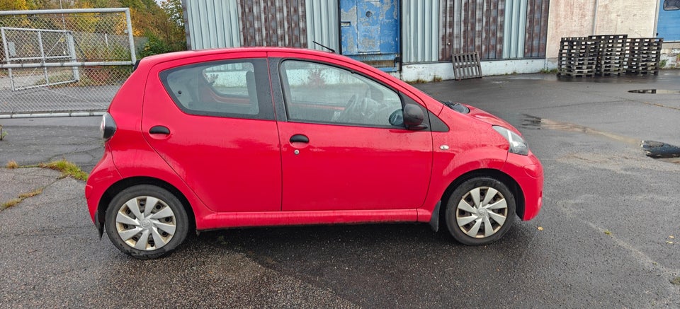 Toyota Aygo 1,0 VVT-i T1 5d