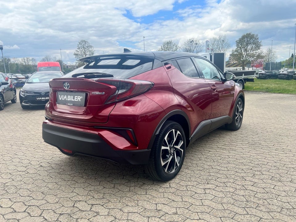 Toyota C-HR 1,8 Hybrid C-LUB Premium Selected CVT 5d