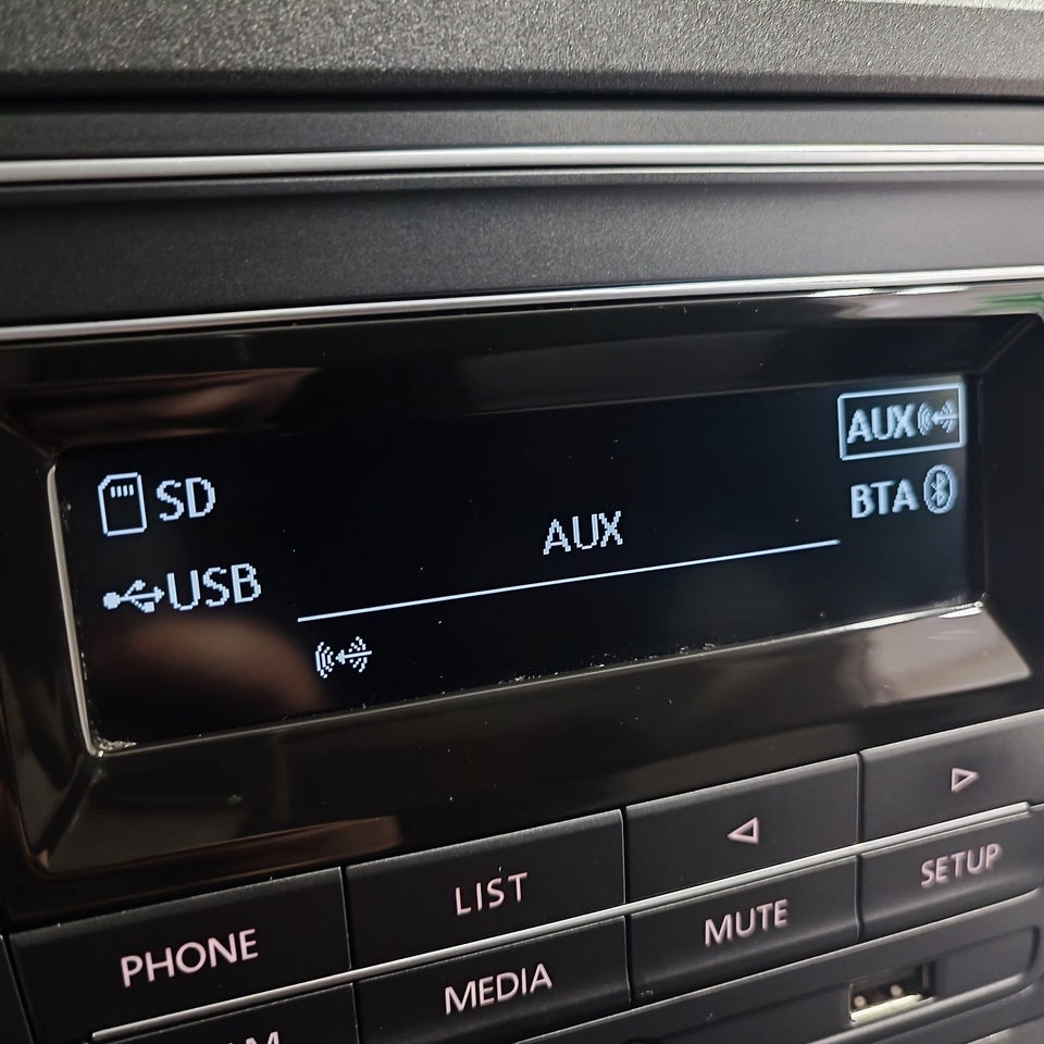 VW Caddy 2,0 TDi 102 BMT Van 4d