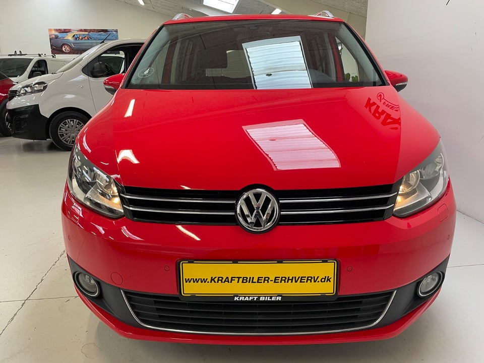 VW Touran 2,0 TDi 140 Highline DSG BMT Van 5d