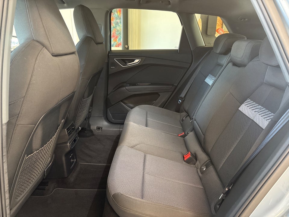 Audi Q4 e-tron 45 Progress 5d