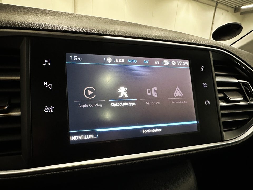 Peugeot 308 1,6 BlueHDi 120 Allure Sky 5d